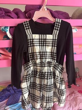 Cat & Jack Black Long-Sleeve Top with Black and White Plaid Pinafore Dress